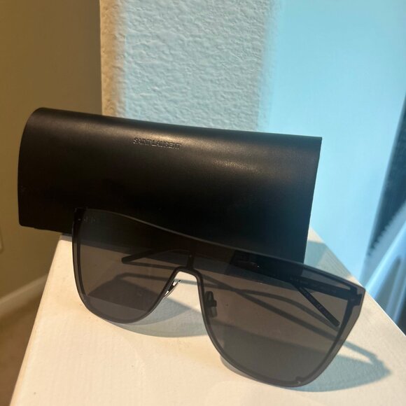 Authentic SAINT LAURENT YSL SL 1-B 001 Mask Unisex Sunglasses - Picture 1 of 7